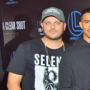 Meet your Posher, Justin